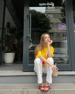 Zeynep Sürmeli feet photo 1