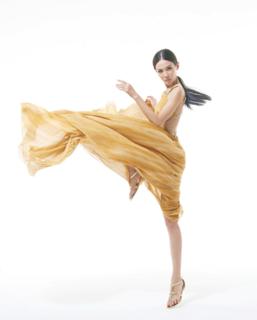 Zhang Lanxin feet photo 18
