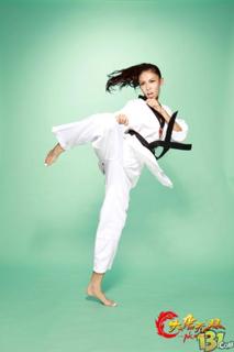 Zhang Lanxin feet photo 3