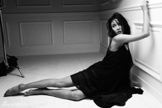 Zhang Lanxin feet photo 5