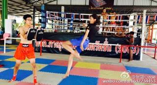 Zhang Lanxin feet photo 10