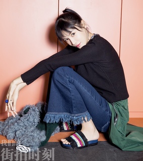 Zhang Lanxin feet photo 2
