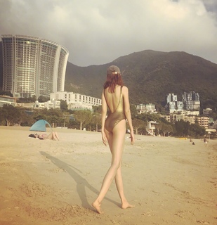 Zhang Lanxin feet photo 17