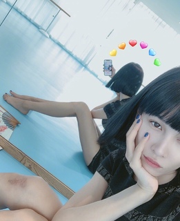 Zhang Lanxin feet photo 2