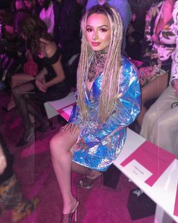 Zhavia feet photo 5