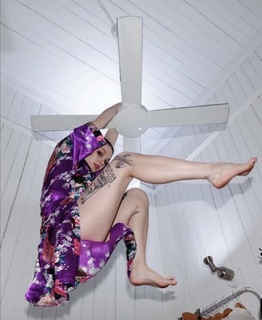Zheani feet photo 4