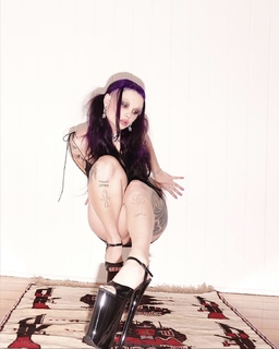 Zheani feet photo 17