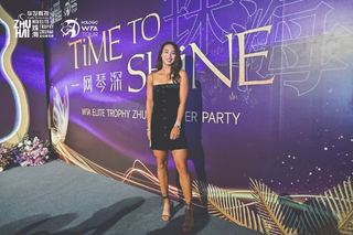 Zheng Qinwen feet photo 17