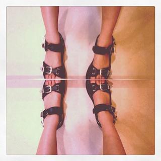 Zhu Zhu feet photo 15