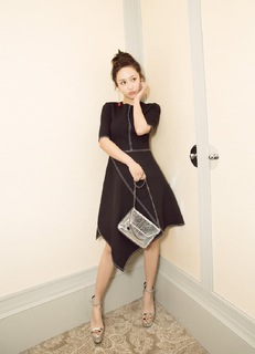 Zi Yang feet photo 2