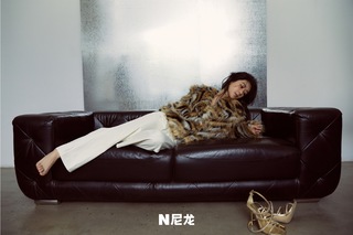 Zi Yang feet photo 4