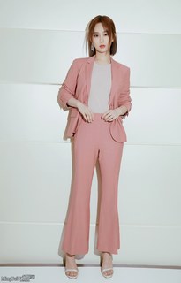 Zi Yang feet photo 1