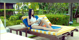 Zilin Zhang feet photo 10
