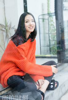 Zilin Zhang feet photo 8