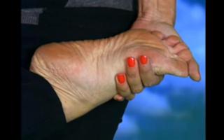 Ziya Tong feet photo 8