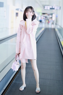 Ziyi Meng feet photo 9