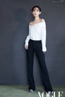 Ziyi Meng feet photo 6