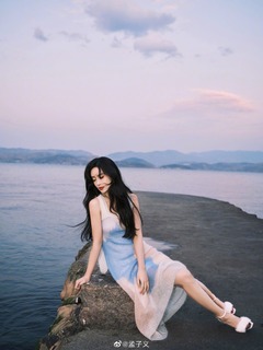 Ziyi Meng feet photo 12