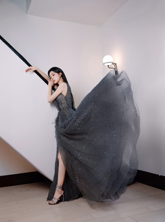 Ziyi Meng feet photo 9