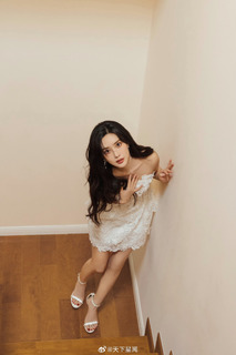 Ziyi Meng feet photo 17