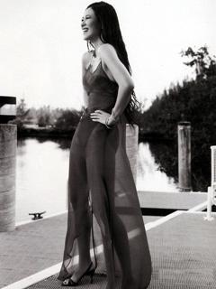 Ziyi Zhang feet photo thumbnail