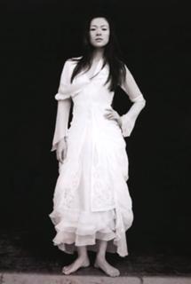 Ziyi Zhang feet photo thumbnail