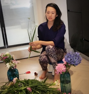 Ziyi Zhang feet photo thumbnail