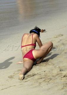 Ziyi Zhang feet photo thumbnail