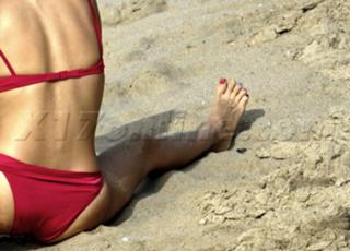 Ziyi Zhang feet photo thumbnail