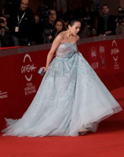 Ziyi Zhang feet photo thumbnail