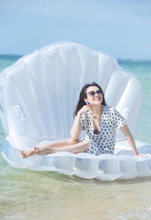 Ziyi Zhang feet photo thumbnail