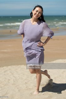 Ziyi Zhang feet photo thumbnail