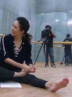 Ziyi Zhang feet photo thumbnail