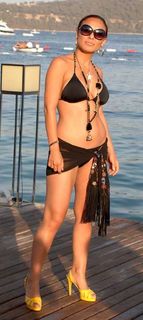 Ziynet Sali feet photo 16