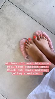 Zoe Brown feet photo 12