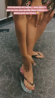 Zoe Brown feet photo 18