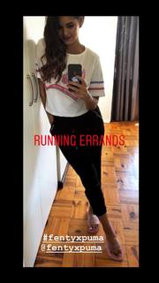Zoe Brown feet photo 10