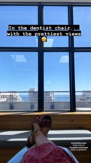 Zoe Brown feet photo 3