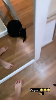 Zoe Brown feet photo 12