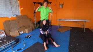 Zoe Colletti feet photo 16
