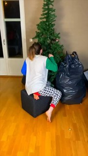 Zoe Colletti feet photo 2