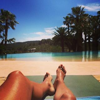 Zoe Hardman feet photo 10