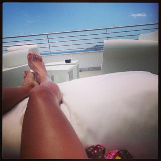 Zoe Hardman feet photo 3
