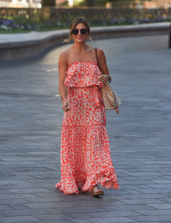 Zoe Hardman feet photo 7
