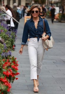Zoe Hardman feet photo 15