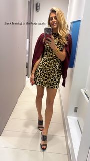 Zoe Hardman feet photo 2