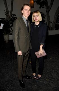 Zoe Kazan feet photo thumbnail