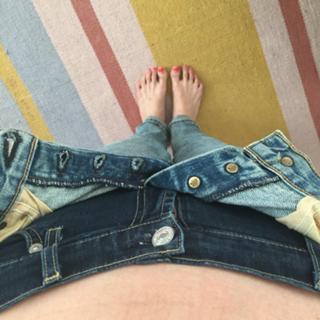 Zoe Kazan feet photo thumbnail