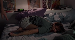 Zoe Kazan feet photo thumbnail