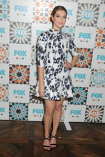 Zoe Levin feet photo 4